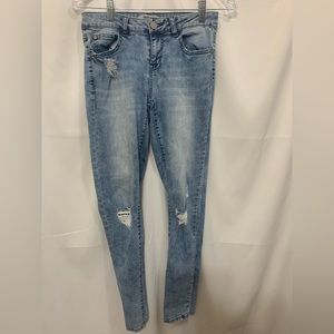Refuge distressed jeans size 2